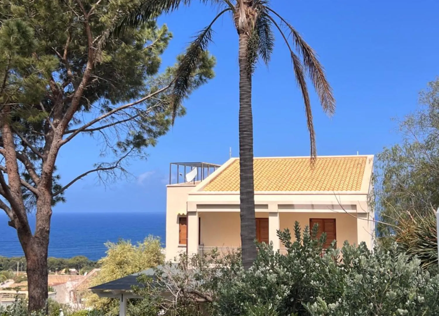 Villa Aileen Macari